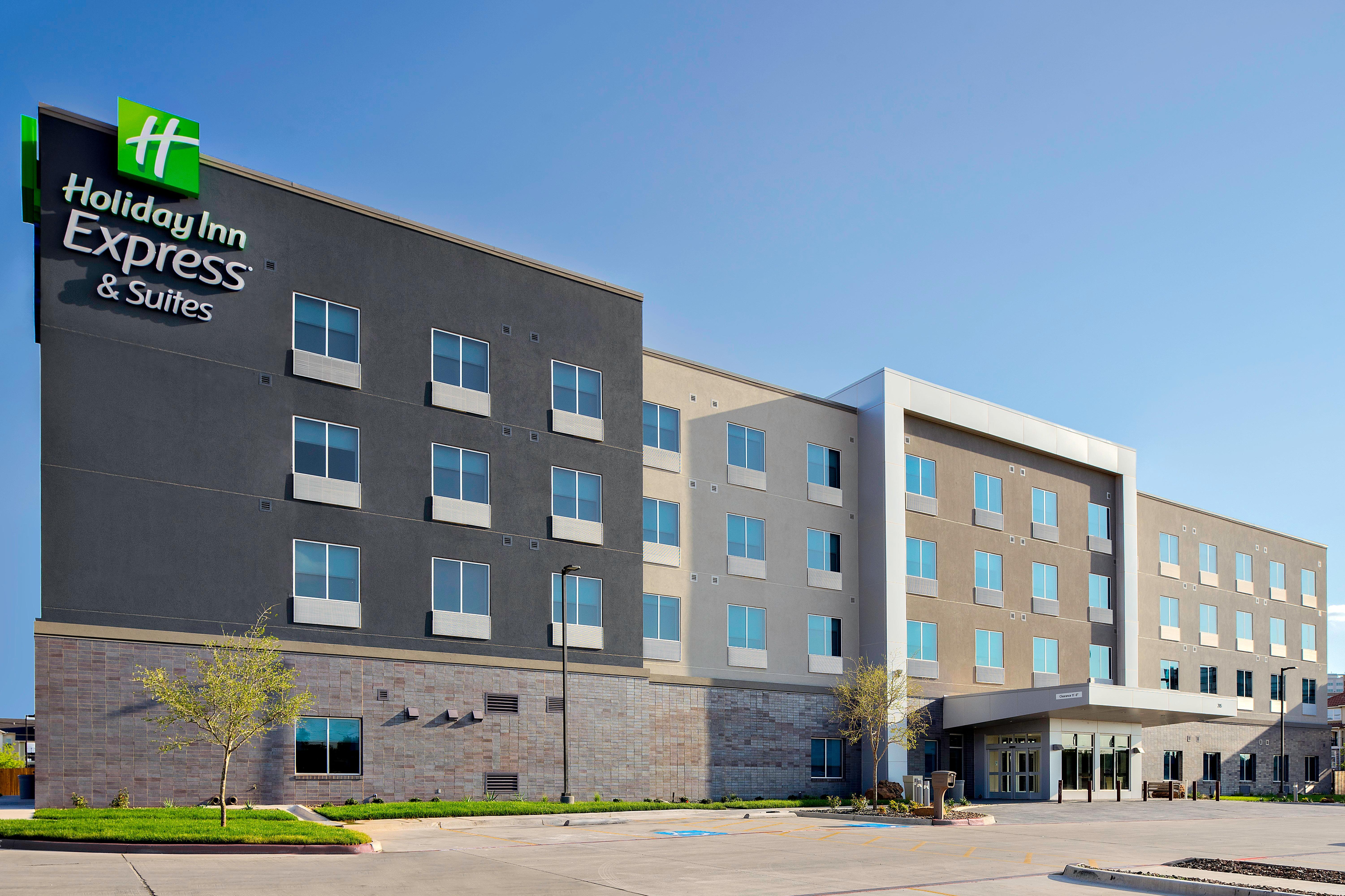 Express & - Univ Area By Ihg Hotel 3*