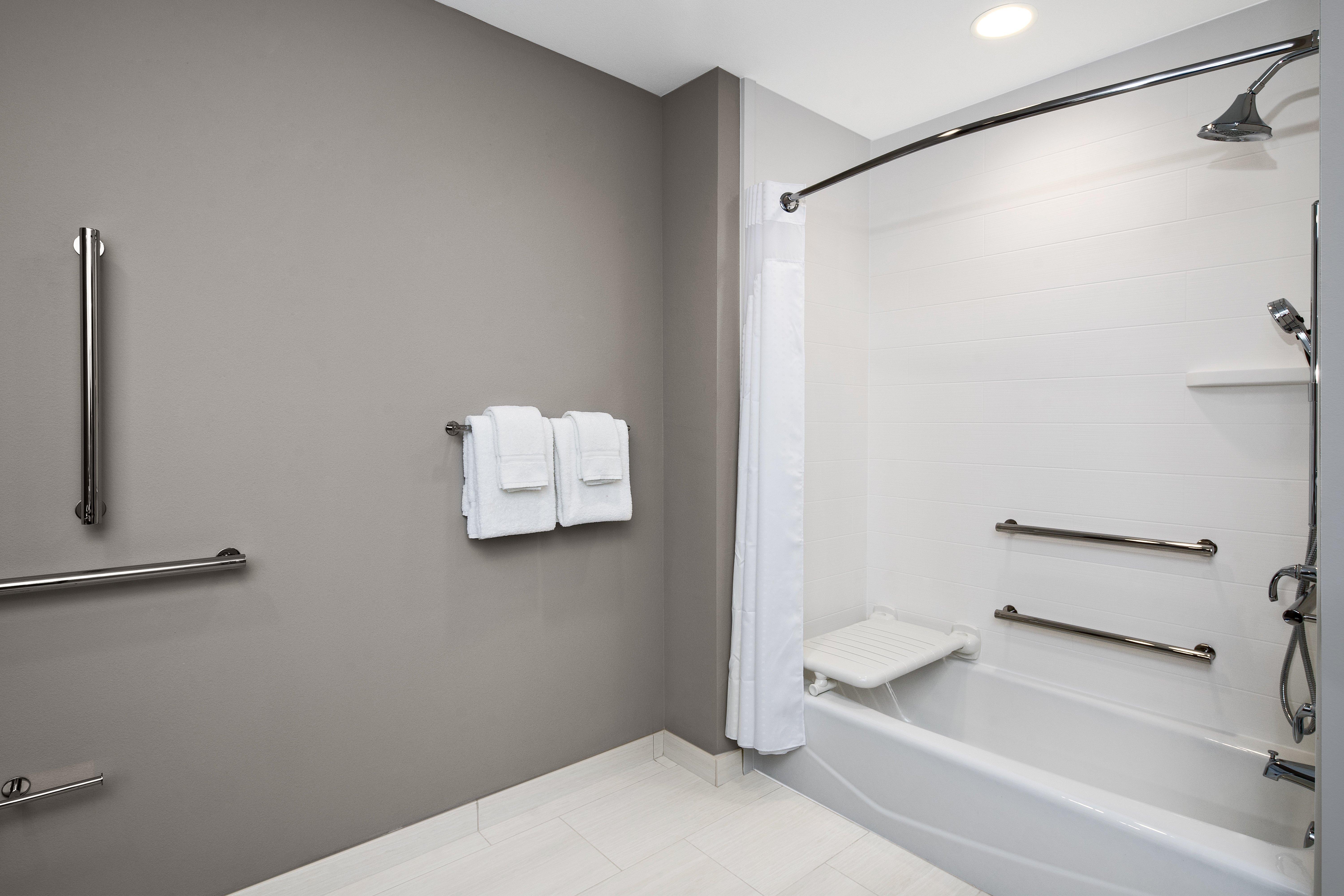 Express & - Univ Area By Ihg Hotel